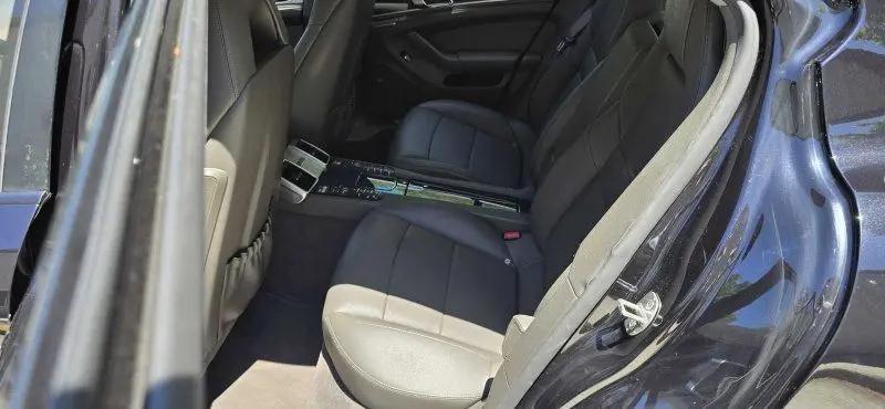 2016 Porsche Panamera 4