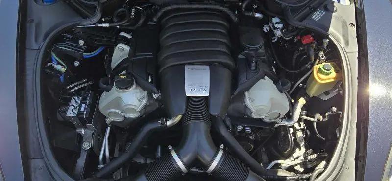2016 Porsche Panamera 4