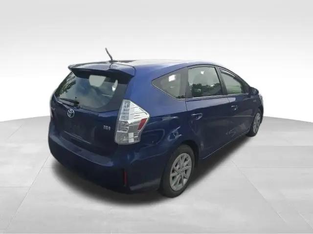 2014 Toyota Prius v Three