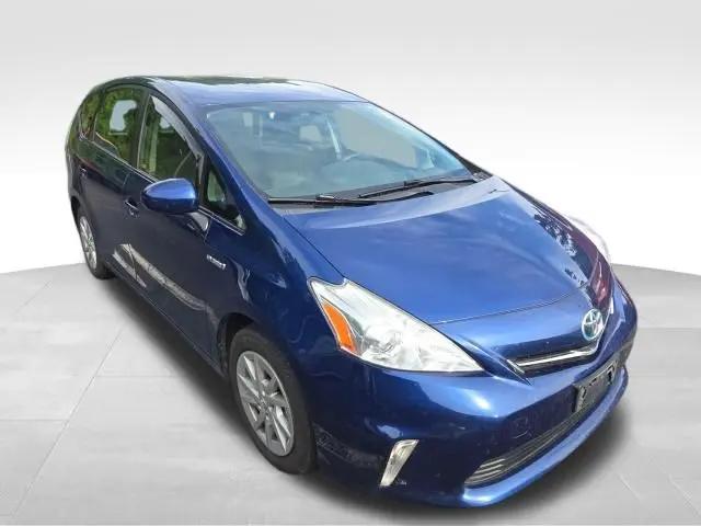 2014 Toyota Prius v Three