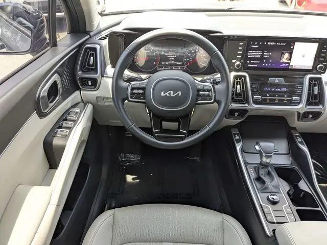 2023 Kia Sorento S