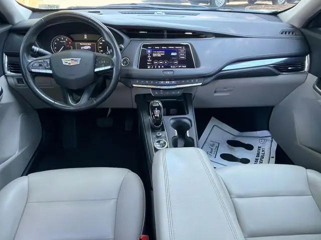 2023 Cadillac XT4 FWD Luxury