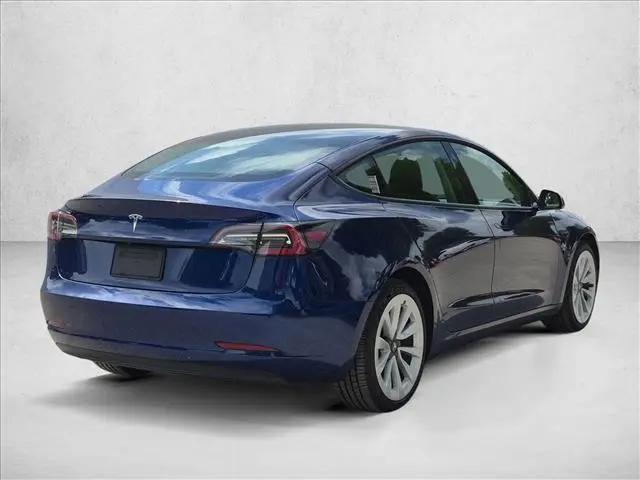 2022 Tesla Model 3 Rear-Wheel Drive