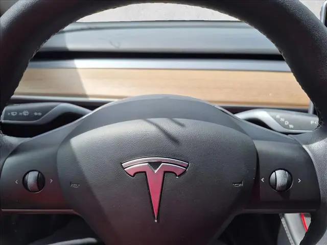 2022 Tesla Model 3 Rear-Wheel Drive