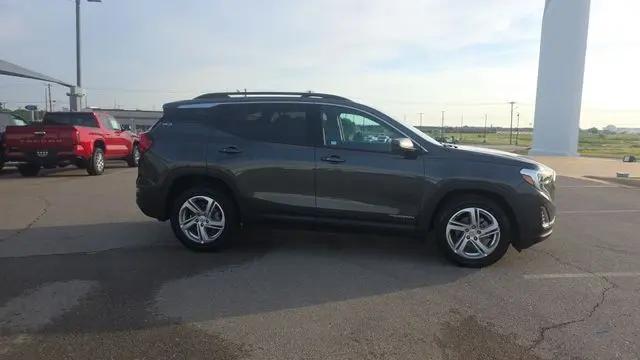 2020 GMC Terrain FWD SLE