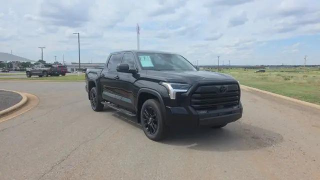 2026 Toyota Tundra SR5 CrewMax 5.5' Bed
