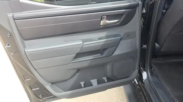 2026 Toyota Tundra SR5 CrewMax 5.5' Bed