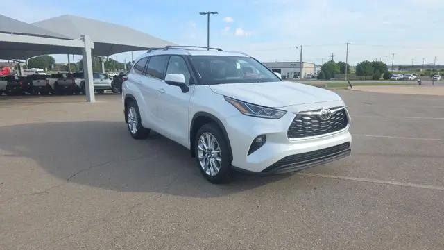 2026 Toyota Highlander Limited