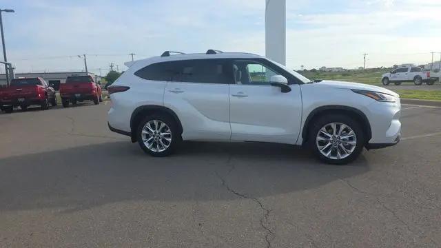 2026 Toyota Highlander Limited