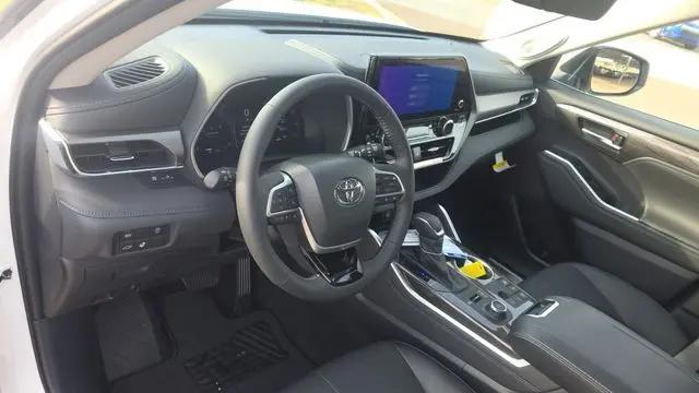2026 Toyota Highlander Limited
