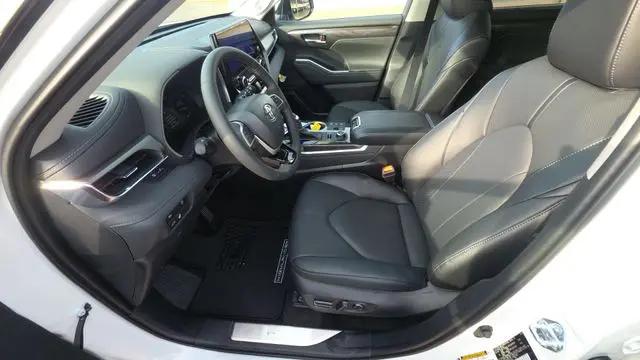 2026 Toyota Highlander Limited