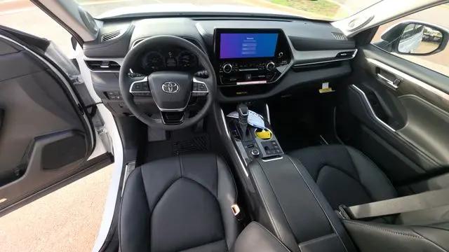 2026 Toyota Highlander Limited