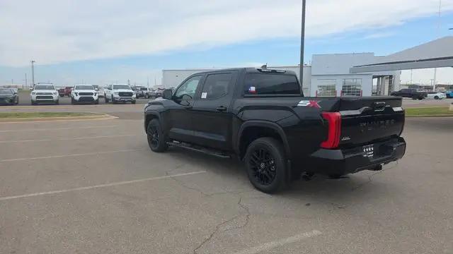 2026 Toyota Tundra SR5 CrewMax 5.5' Bed