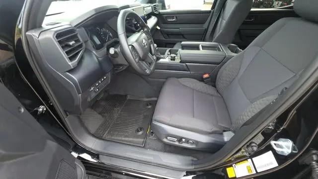 2026 Toyota Tundra SR5 CrewMax 5.5' Bed