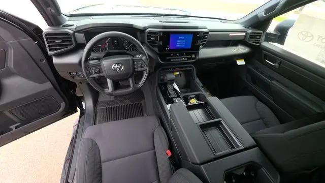 2026 Toyota Tundra SR5 CrewMax 5.5' Bed