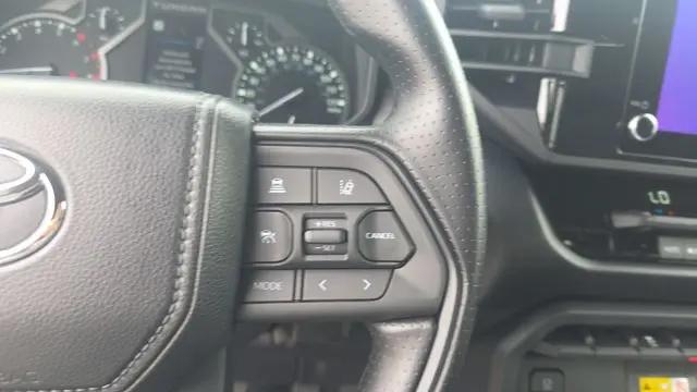 2026 Toyota Tundra SR5 CrewMax 5.5' Bed