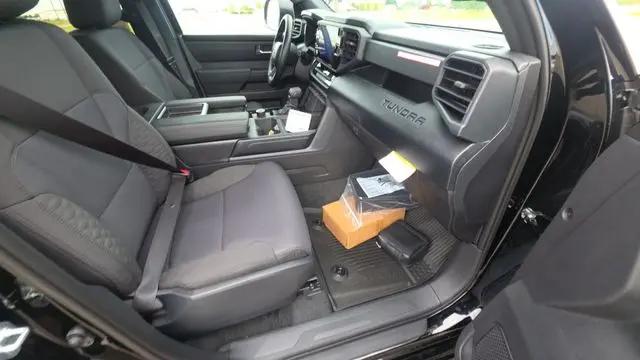 2026 Toyota Tundra SR5 CrewMax 5.5' Bed