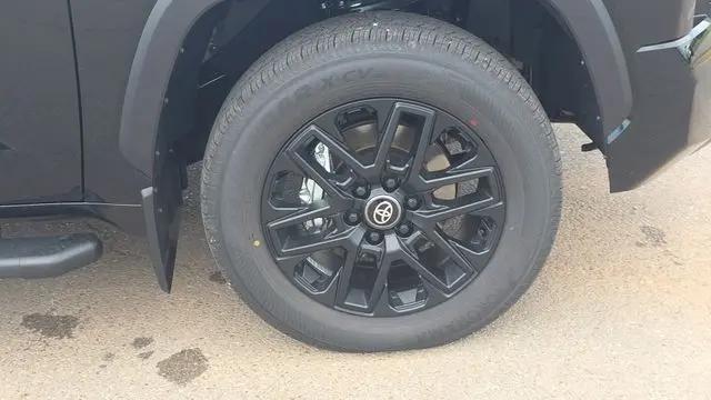 2026 Toyota Tundra SR5 CrewMax 5.5' Bed