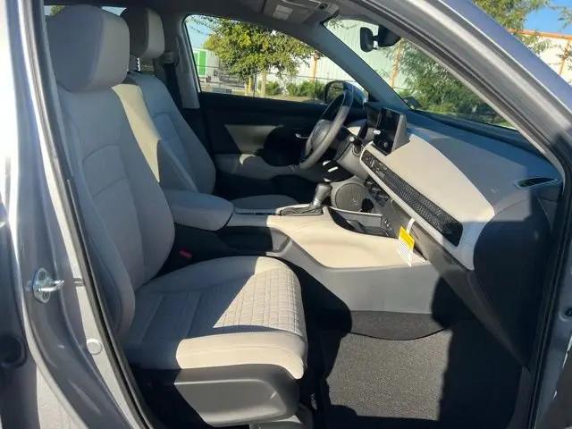 2026 Honda HR-V AWD LX