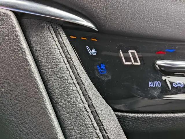 2023 Cadillac XT5 AWD Sport