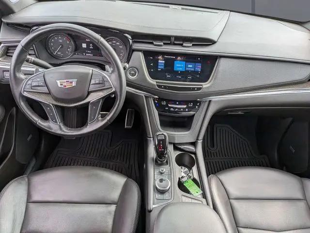 2023 Cadillac XT5 AWD Sport
