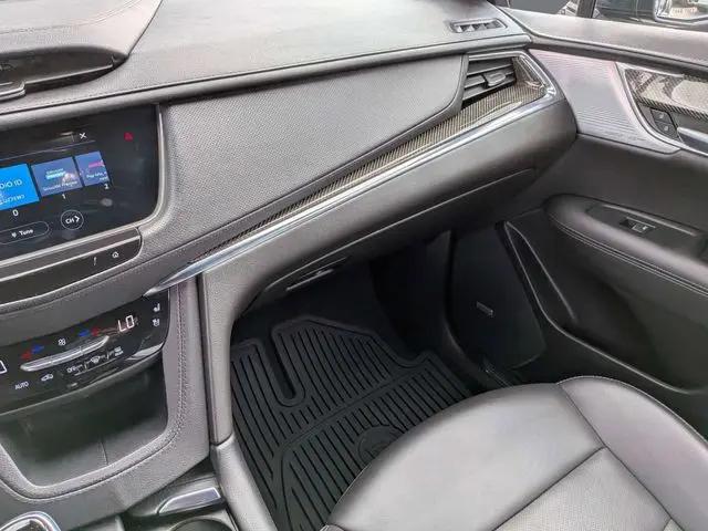 2023 Cadillac XT5 AWD Sport