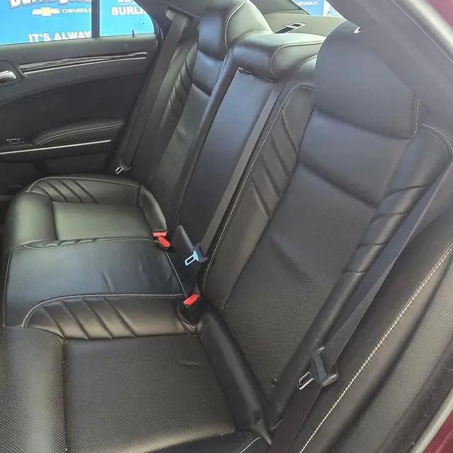 2023 Chrysler 300 300C