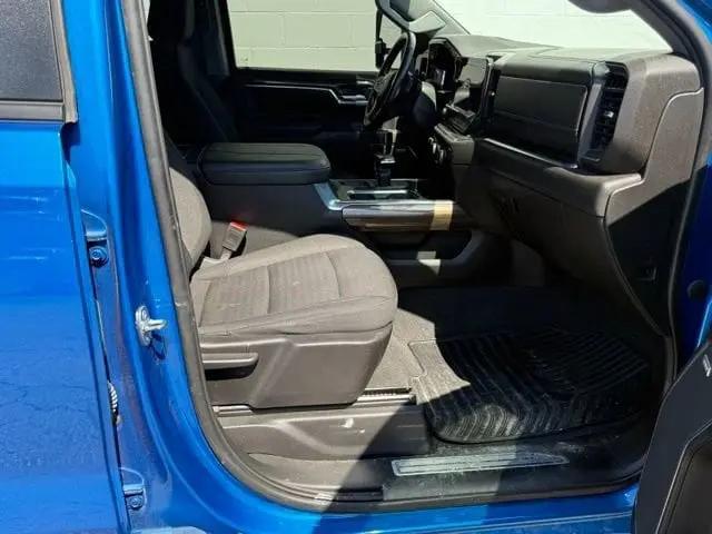 2024 Chevrolet Silverado 1500 4WD Crew Cab Short Bed RST
