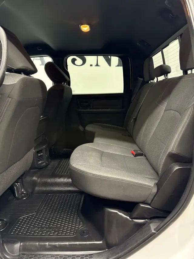 2022 Ram 2500 Tradesman Crew Cab 4x4 8' Box