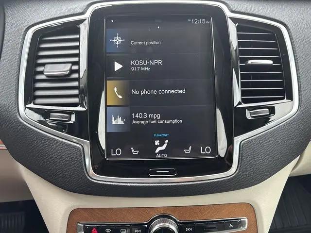 2021 Volvo XC90 T6 Momentum 6 Passenger