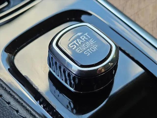 2024 Volvo XC90 B5 Plus Bright Theme