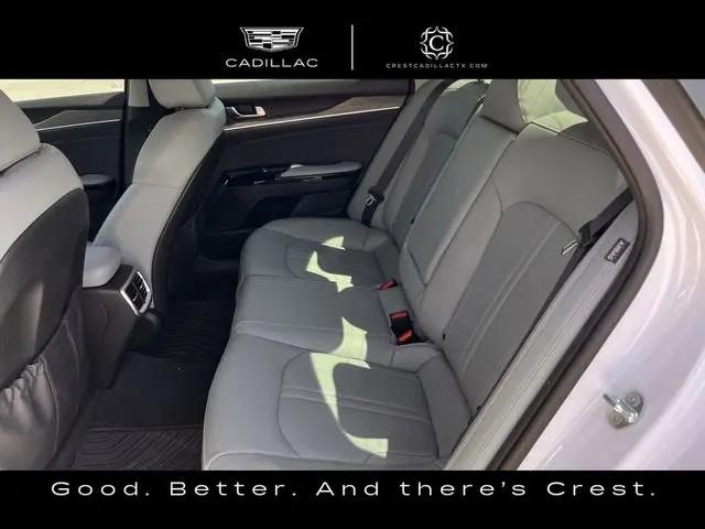 2022 Kia K5 EX