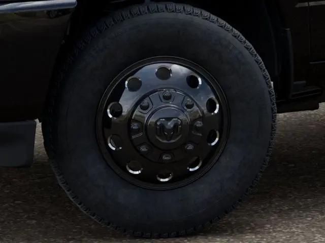 2026 Ram 3500 Big Horn Crew Cab 4x4 8' Box