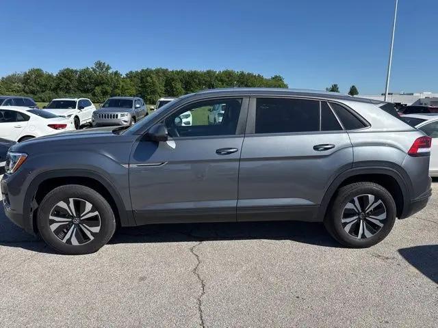 2025 Volkswagen Atlas Cross Sport 2.0T SE