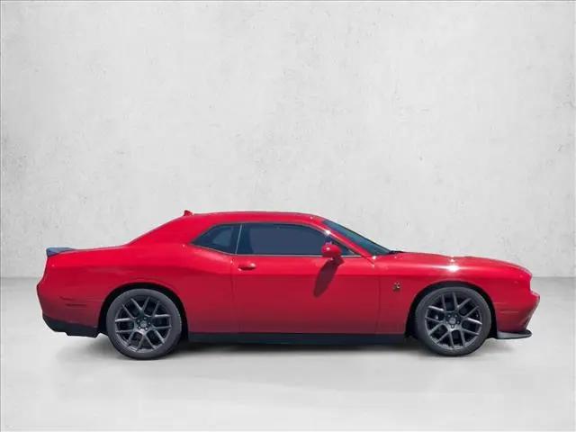 2016 Dodge Challenger 392 Hemi Scat Pack Shaker