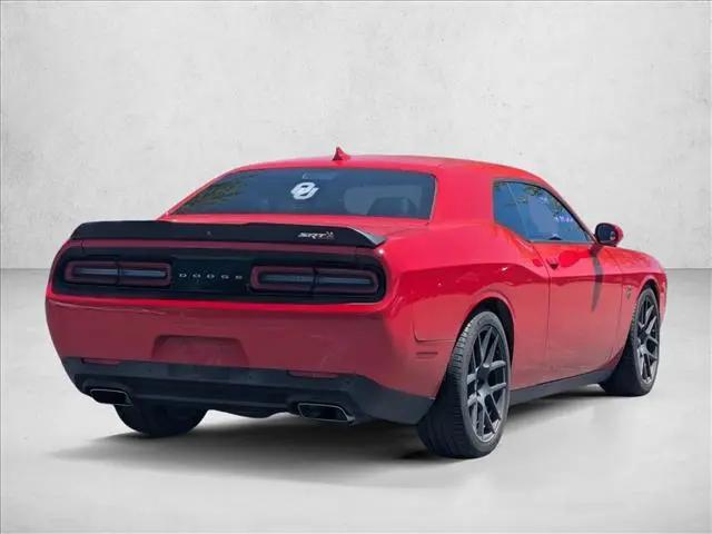 2016 Dodge Challenger 392 Hemi Scat Pack Shaker