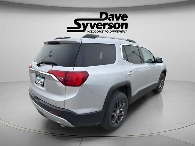 2017 GMC Acadia SLT-1