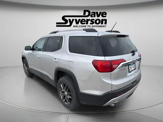 2017 GMC Acadia SLT-1