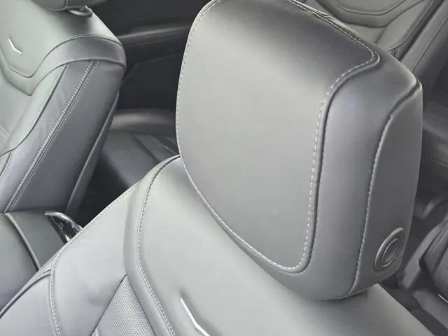 2023 Cadillac XT6 AWD Sport