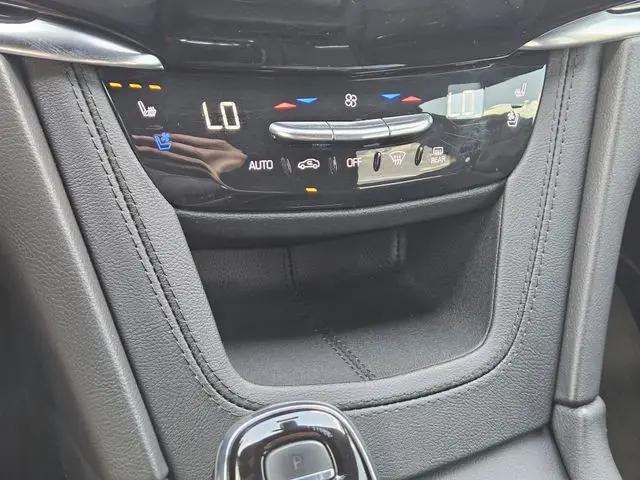 2023 Cadillac XT6 AWD Sport