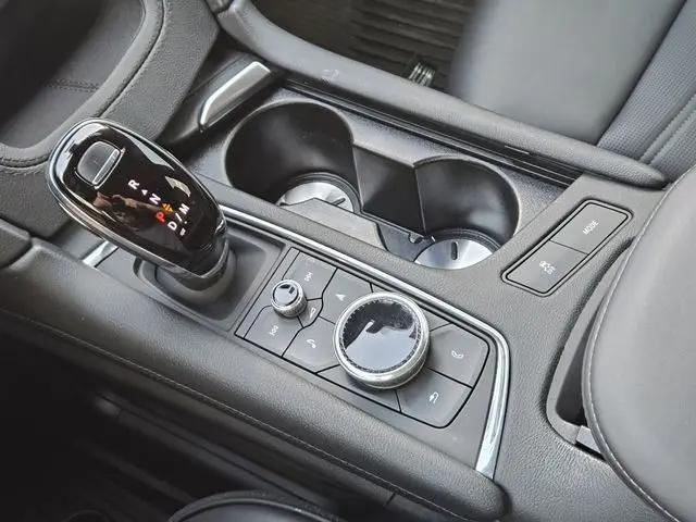 2023 Cadillac XT6 AWD Sport