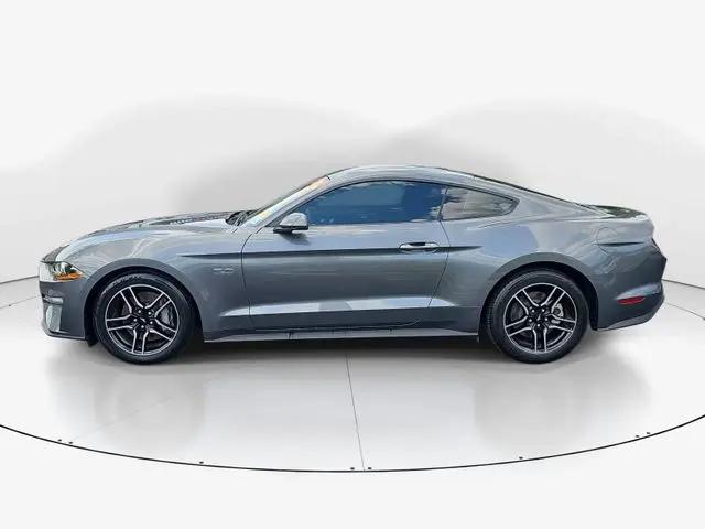 2022 Ford Mustang GT Premium Fastback