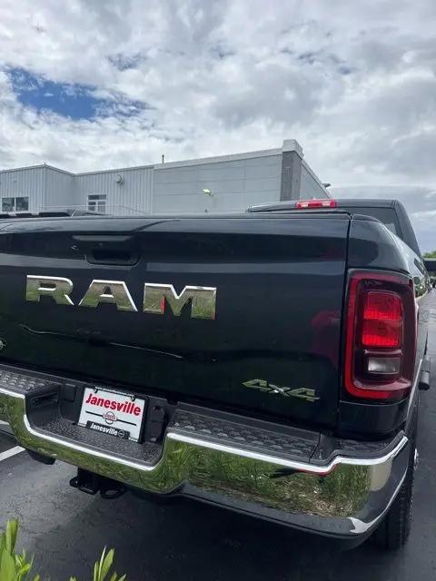 2026 Ram 2500 Tradesman Regular Cab 4x4 8' Box