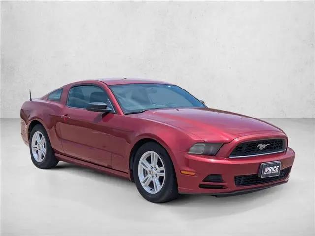 2014 Ford Mustang V6