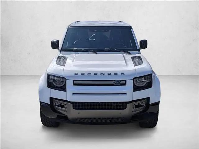 2023 Land Rover Defender 110 X-Dynamic SE