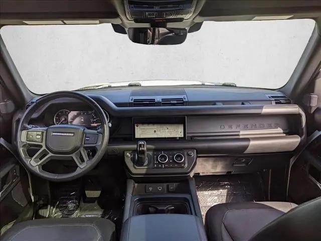 2023 Land Rover Defender 110 X-Dynamic SE