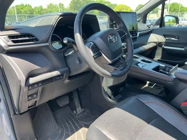 2024 Toyota Sienna XSE