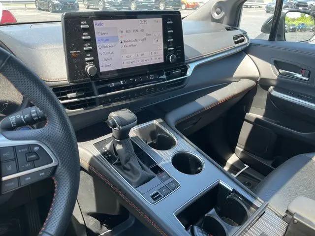 2024 Toyota Sienna XSE