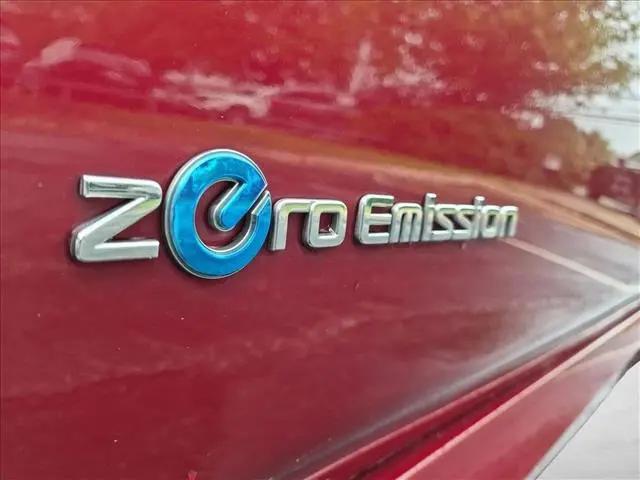 2018 Nissan LEAF SV