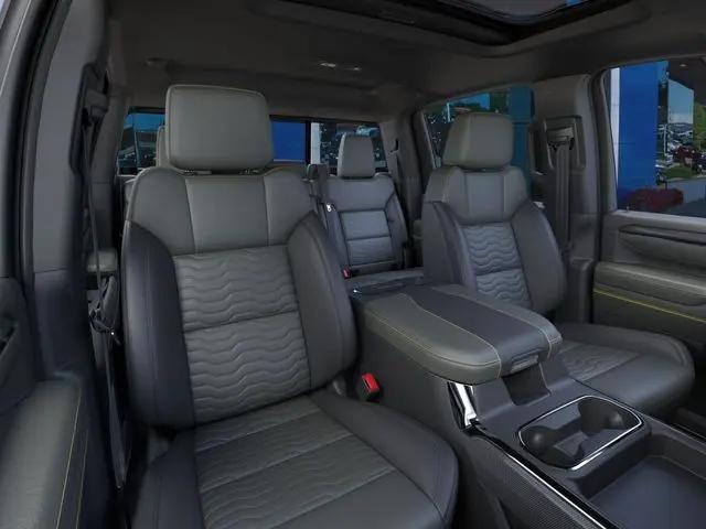 2026 Chevrolet Silverado 2500HD Crew Cab, Standard Bed, XR2, 4WD
